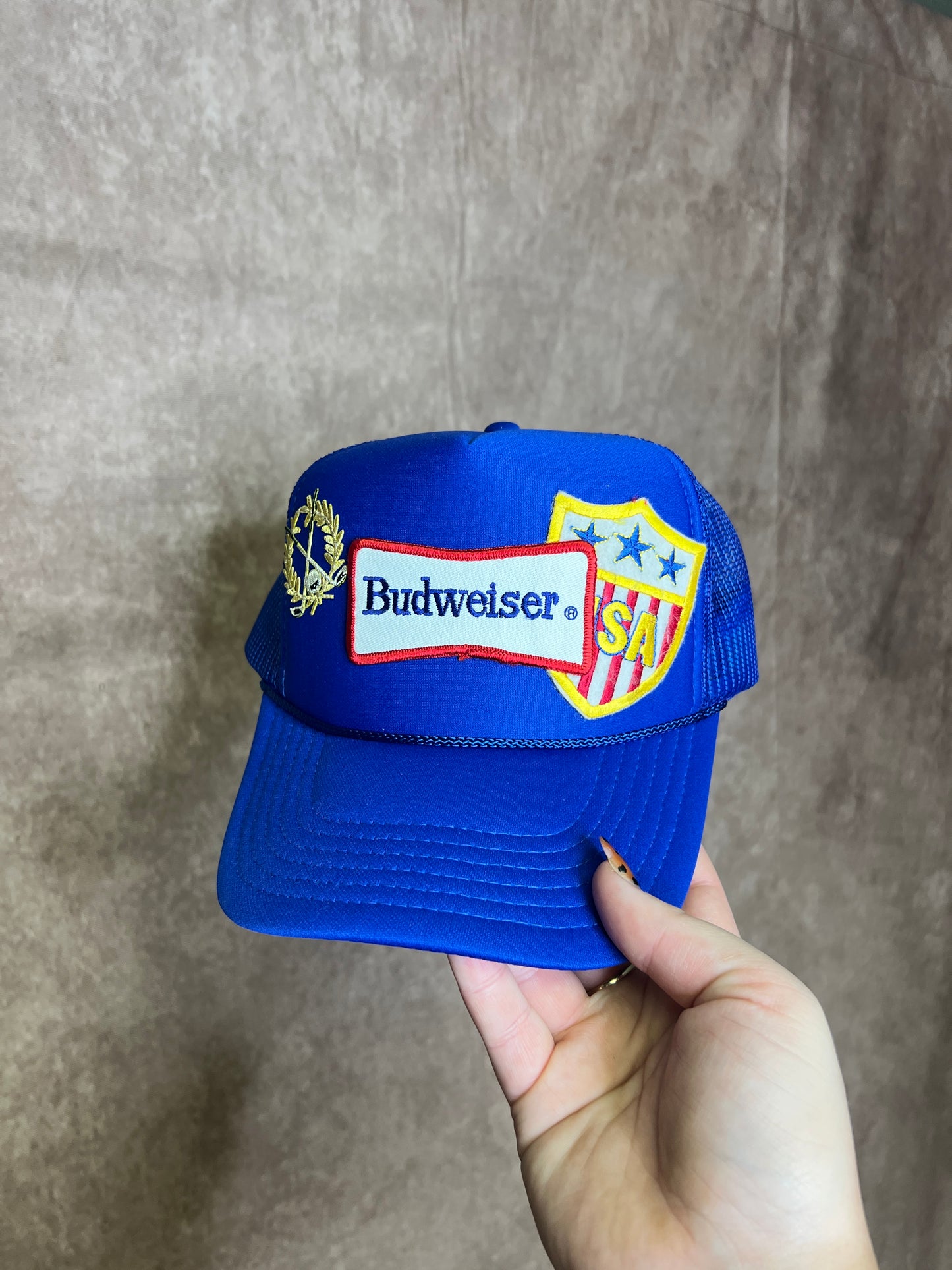 Budweiser Trucker